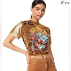 Alice + Olivia Brown Graphic Tee with Gold Sleeves